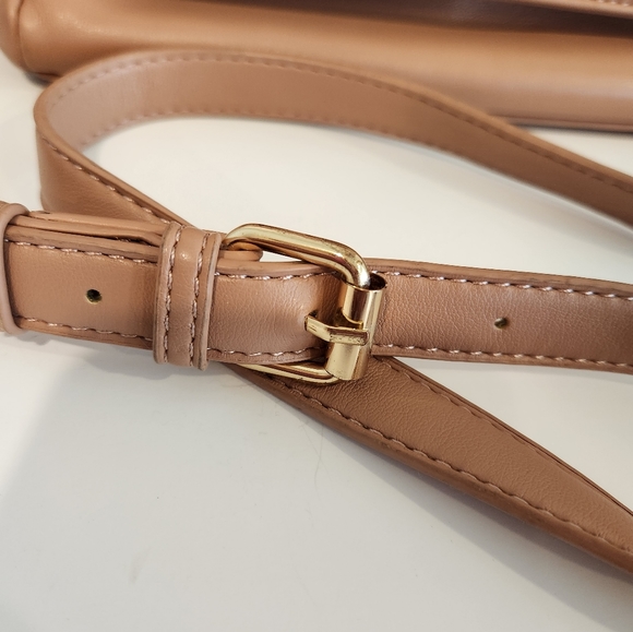 Madison West Purse/Shoulder Bag - Picture 3 of 12